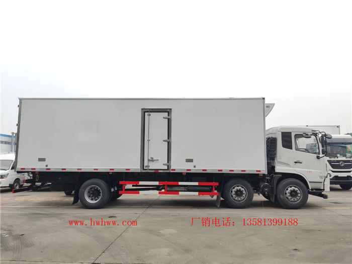 （厢长8.6米）东风天锦前四后四冷藏车