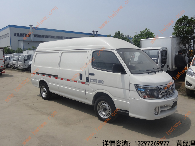 国六金杯面包冷藏车