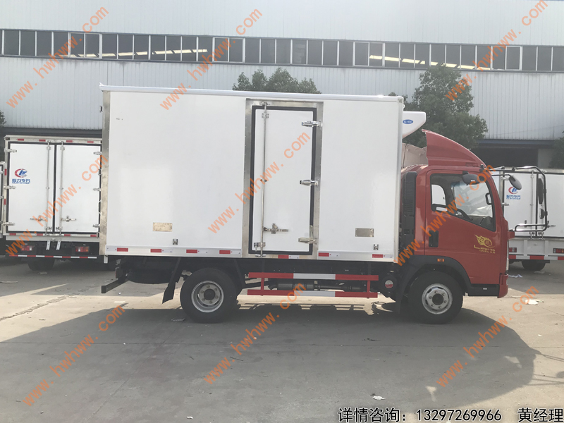 （厢长4.1米）重汽豪沃冷藏车
